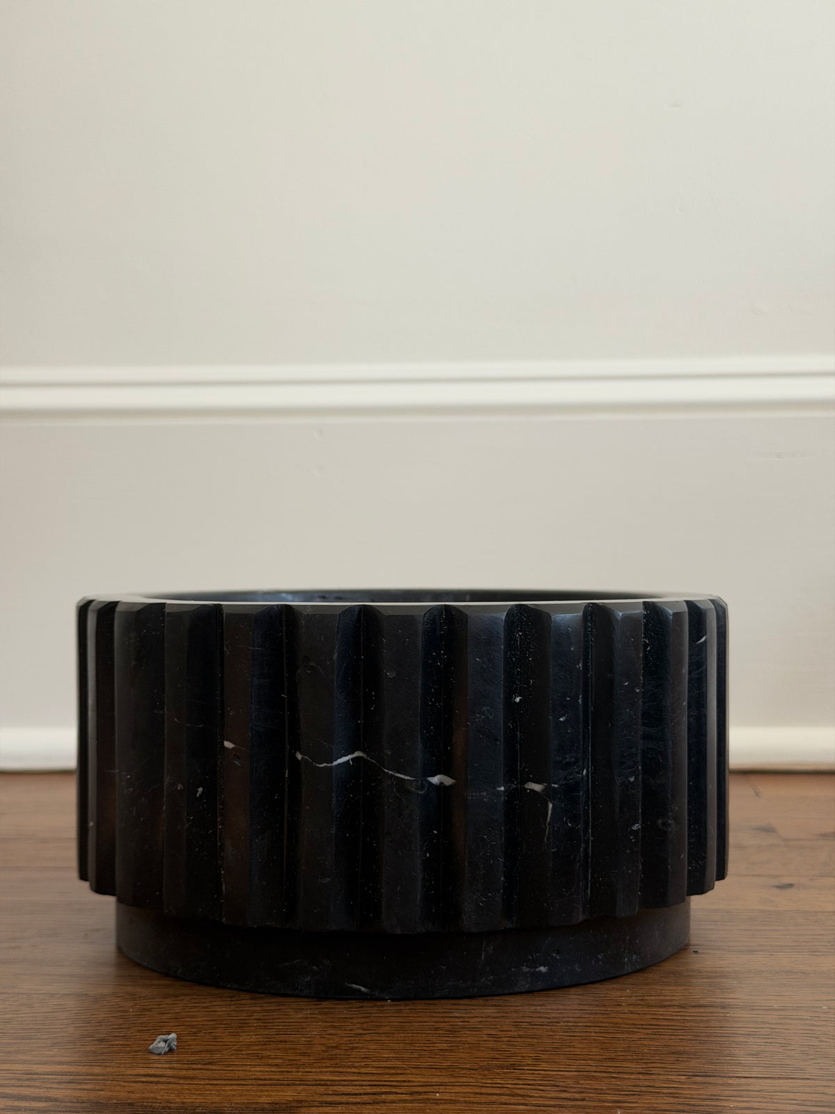 Flute in Nero Marquina