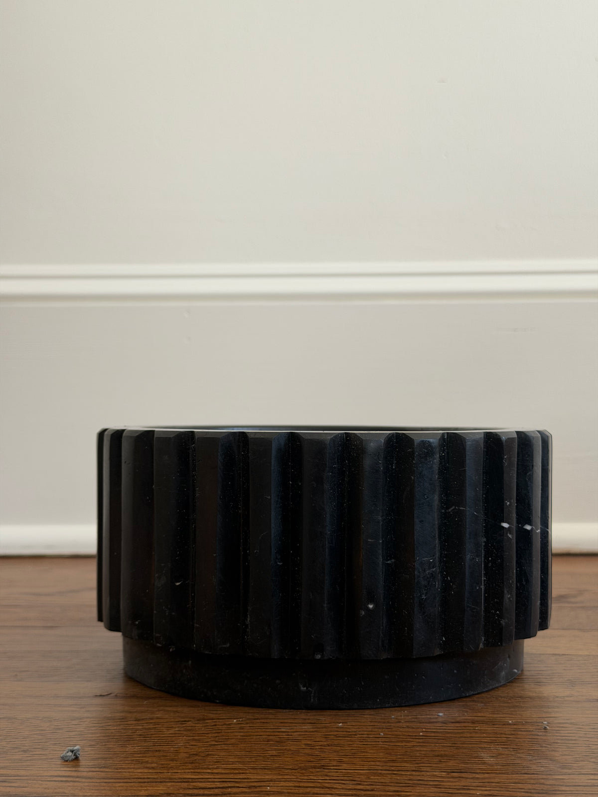Flute in Nero Marquina