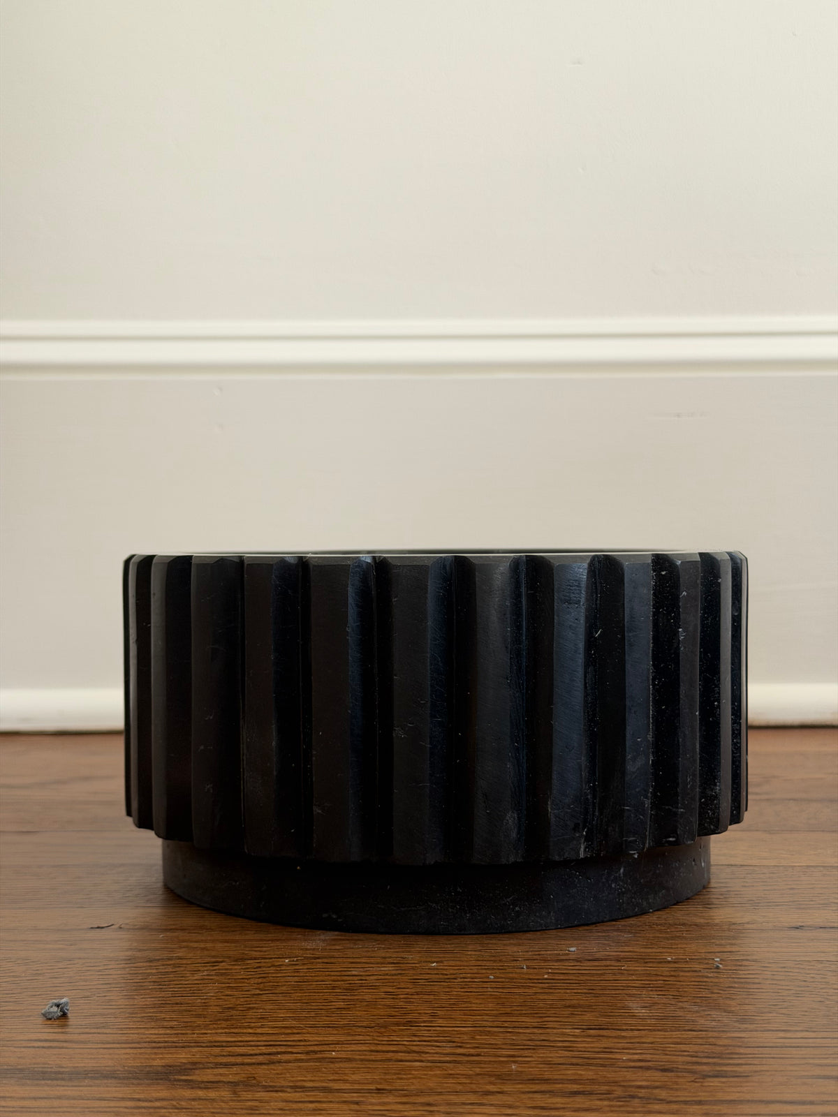 Flute in Nero Marquina